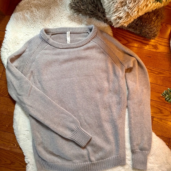 lululemon yin to you sweater - Picture 2 of 5